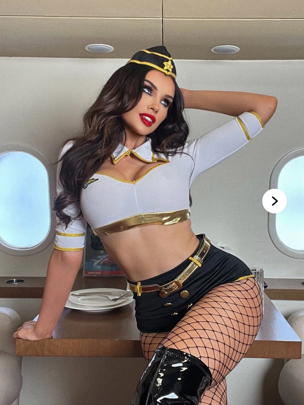 NWT A Mile High 6 Piece Costume Halloween Costume flight attendant